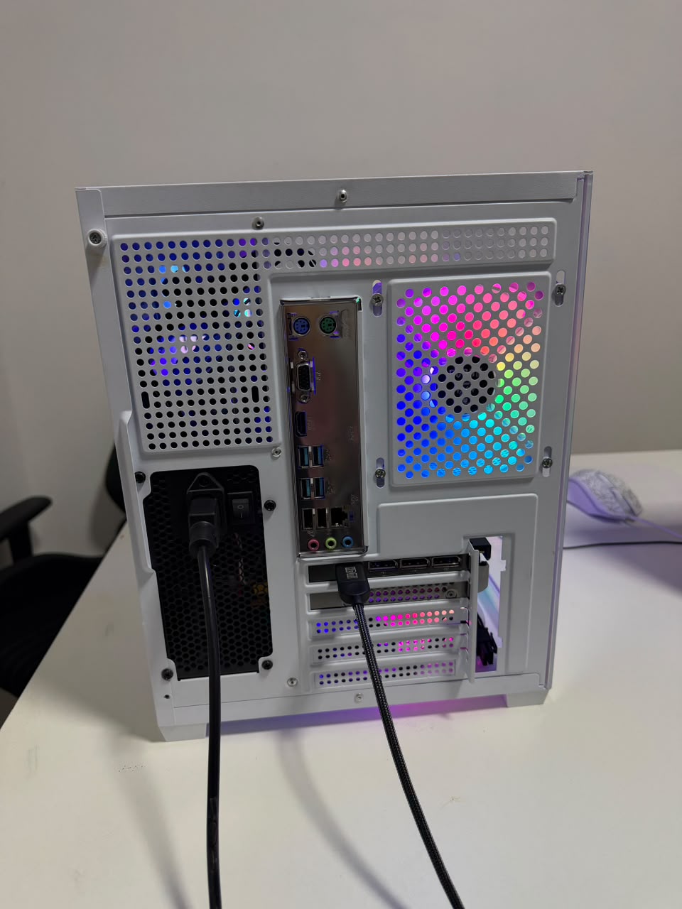 PC Intel Core i5 4ª, 16GB RAM, SSD 240GB, RX 560 - Imagem 4